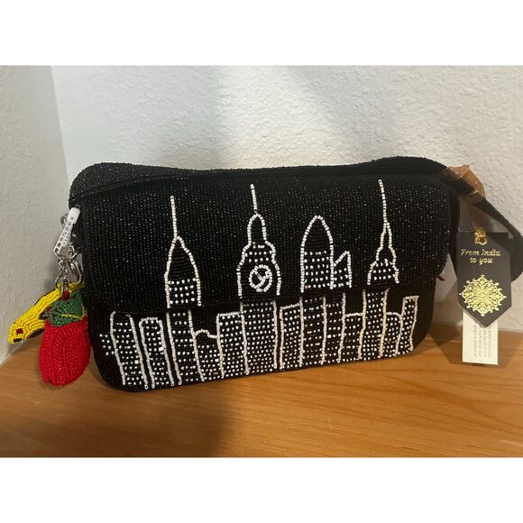 From India To You Beaded Urban Skyline Shoulder Bag NWT - Picture 1 of 6